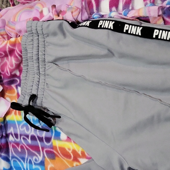 Victoria's Secret PINK Active Pants - Picture 2 of 11